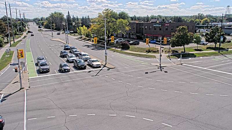 Traffic camera image at 2025-09-14 17:25:22