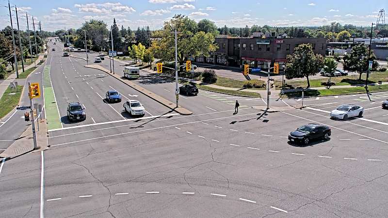 Traffic camera image at 2025-09-14 18:05:23