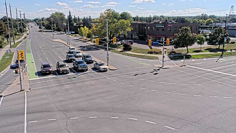 Traffic camera image at 2025-09-14 18:35:21