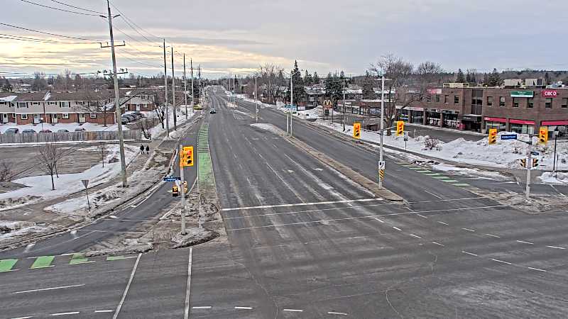 Traffic camera image at 2025-03-09 13:00:18