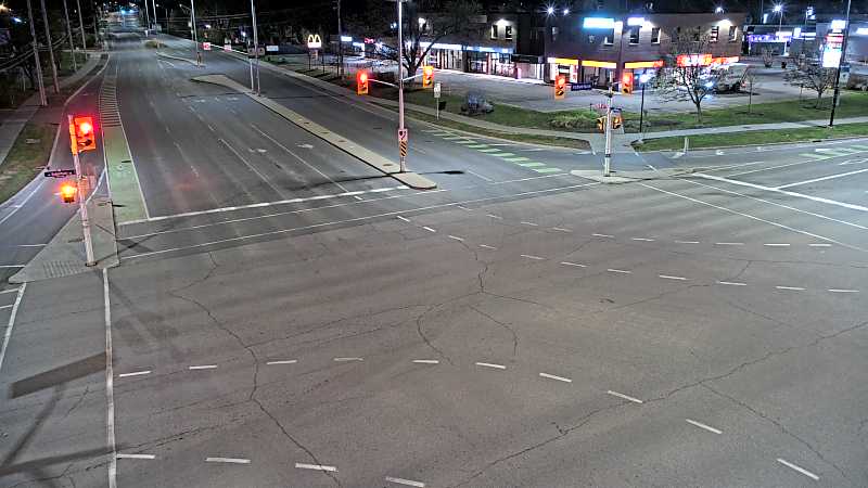 Traffic camera image at 2025-05-09 06:00:16