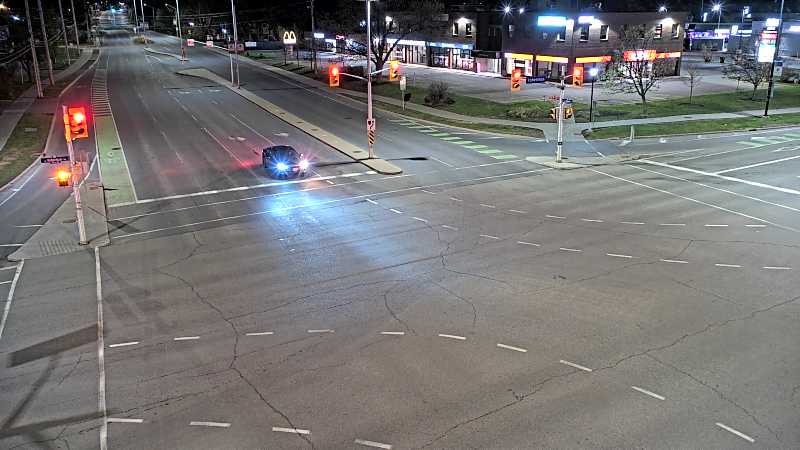 Traffic camera image at 2025-05-09 06:40:15