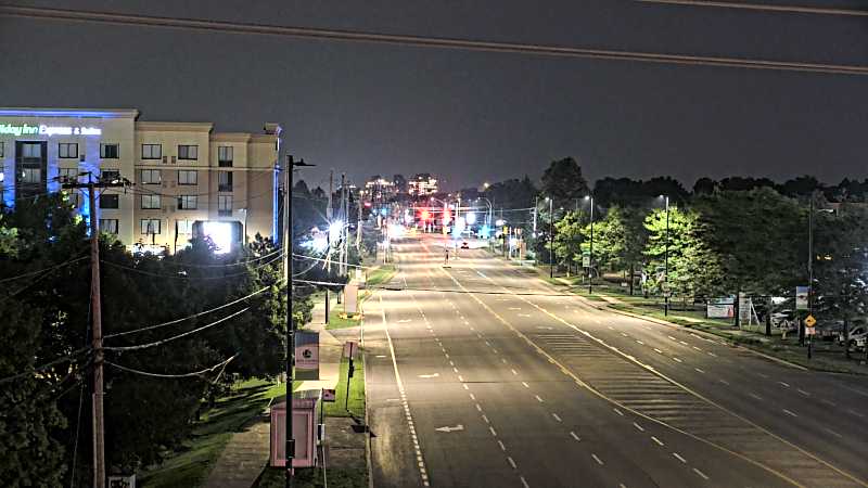 Traffic camera image at 2025-07-12 04:10:22