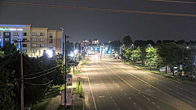 Traffic camera image at 2025-07-12 04:40:21