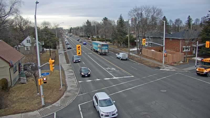 Traffic camera image at 2025-03-25 12:10:16