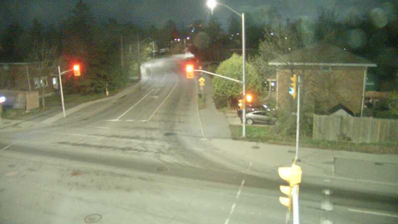 Traffic camera image at 2025-05-09 06:30:15