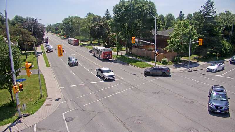 Traffic camera image at 2025-06-30 17:15:32