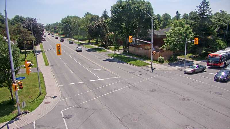Traffic camera image at 2025-06-30 17:25:34