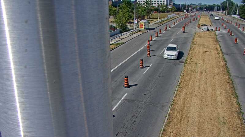 Traffic camera image at 2025-08-24 14:45:21