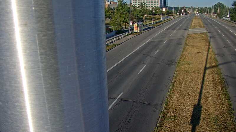 Traffic camera image at 2025-08-31 11:30:21