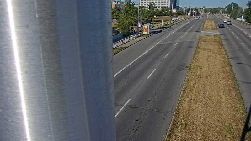 Traffic camera image at 2025-08-31 12:25:22