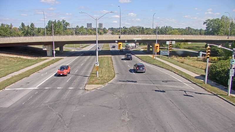 Traffic camera image at 2025-09-14 18:05:24