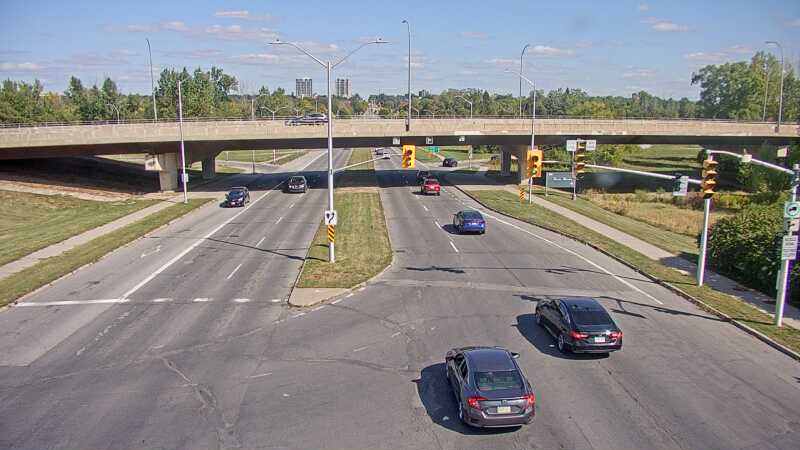 Traffic camera image at 2025-09-14 18:45:25