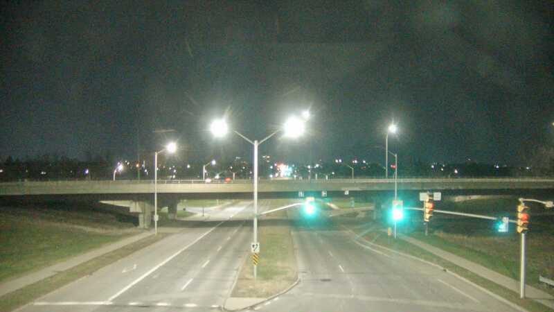 Traffic camera image at 2025-04-25 07:10:14
