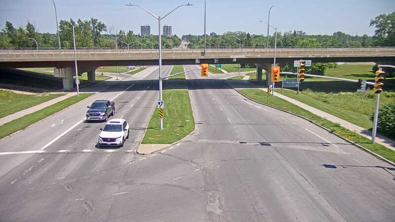 Traffic camera image at 2025-06-30 17:25:34