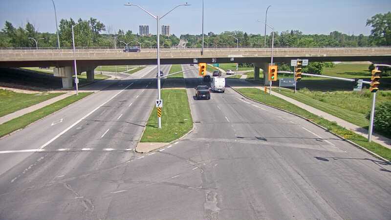 Traffic camera image at 2025-06-30 18:15:18