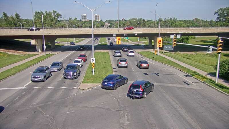 Traffic camera image at 2025-06-30 20:37:10