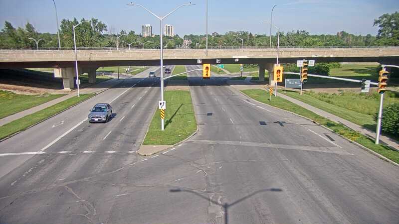Traffic camera image at 2025-06-30 21:30:25
