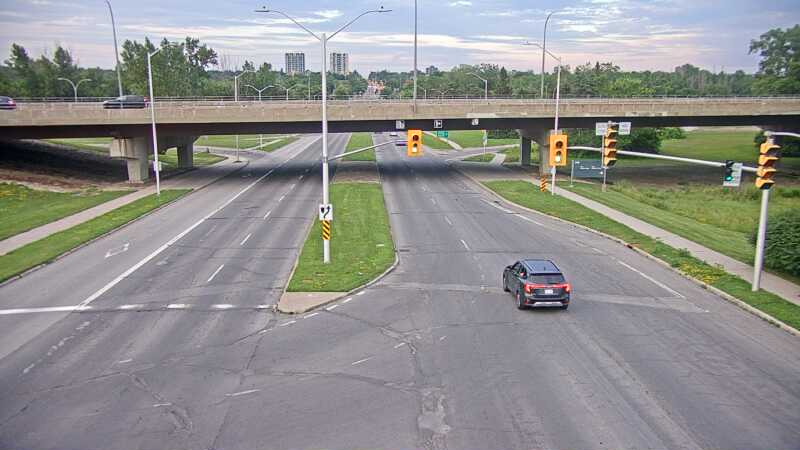 Traffic camera image at 2025-07-01 00:15:36