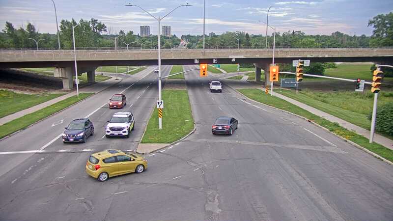 Traffic camera image at 2025-07-01 00:20:23