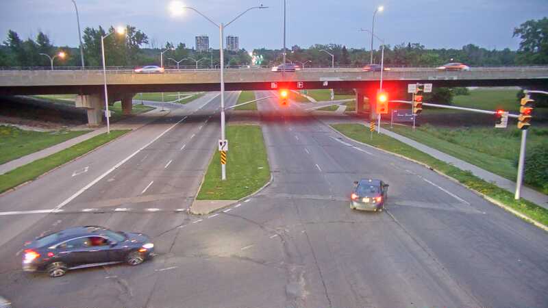 Traffic camera image at 2025-07-01 01:10:31