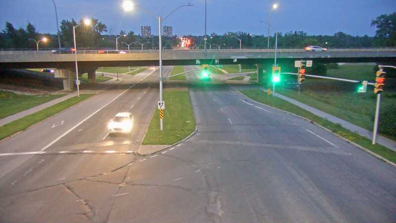 Traffic camera image at 2025-07-01 01:20:16