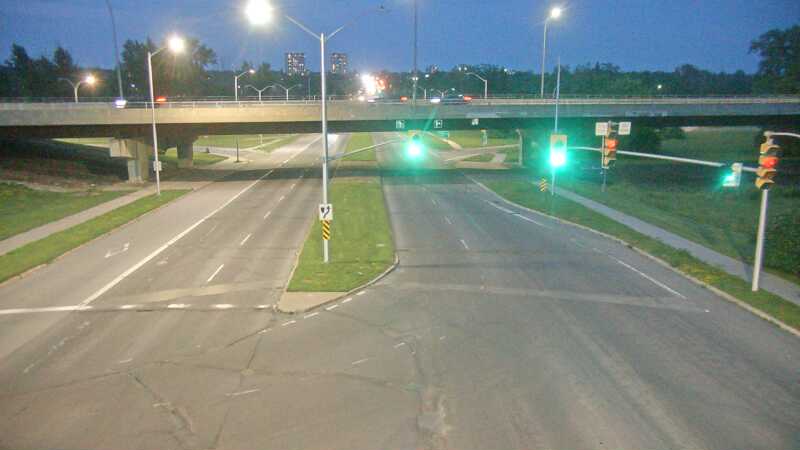 Traffic camera image at 2025-07-01 01:30:26
