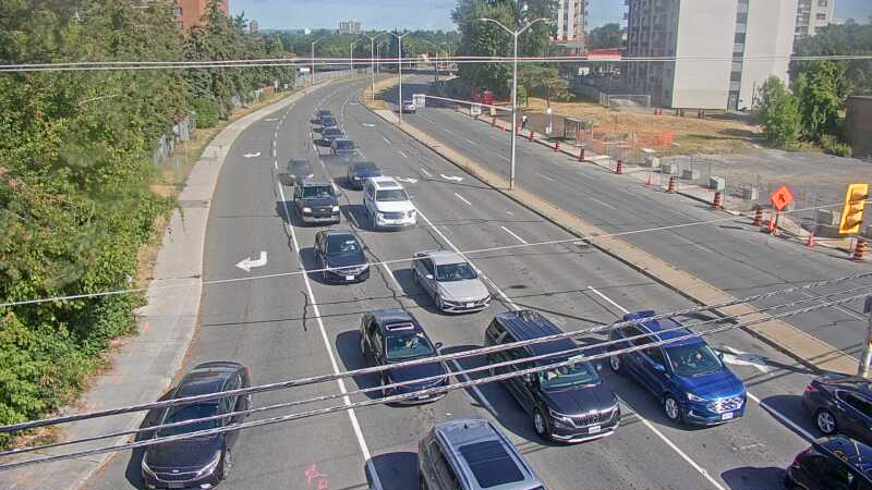Traffic camera image at 2025-08-24 14:15:06