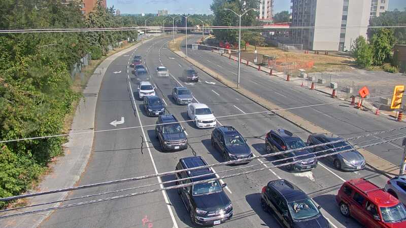 Traffic camera image at 2025-08-24 14:45:07