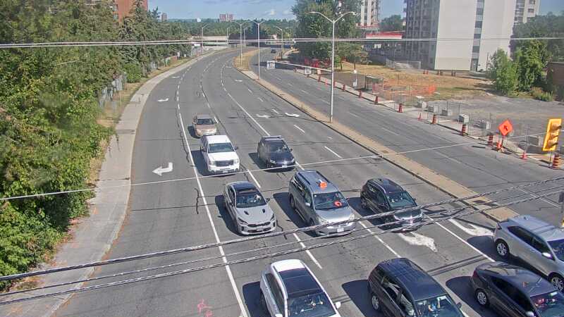 Traffic camera image at 2025-08-24 14:50:05