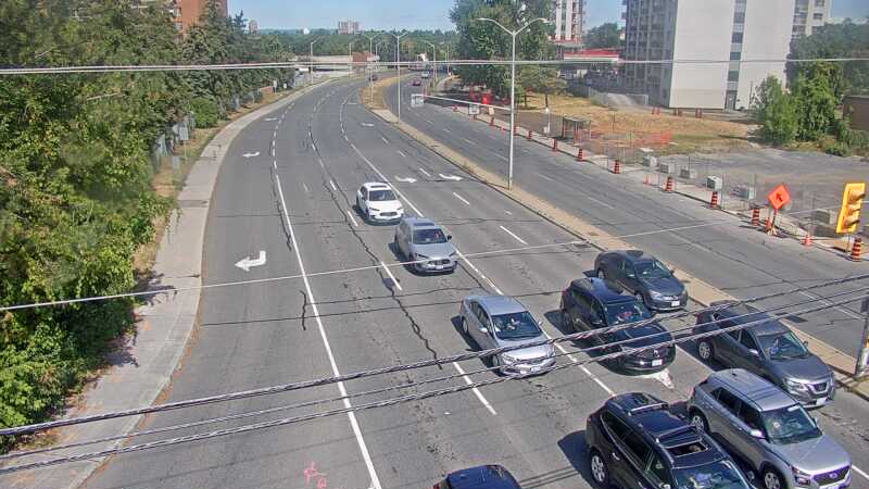 Traffic camera image at 2025-08-24 15:40:06