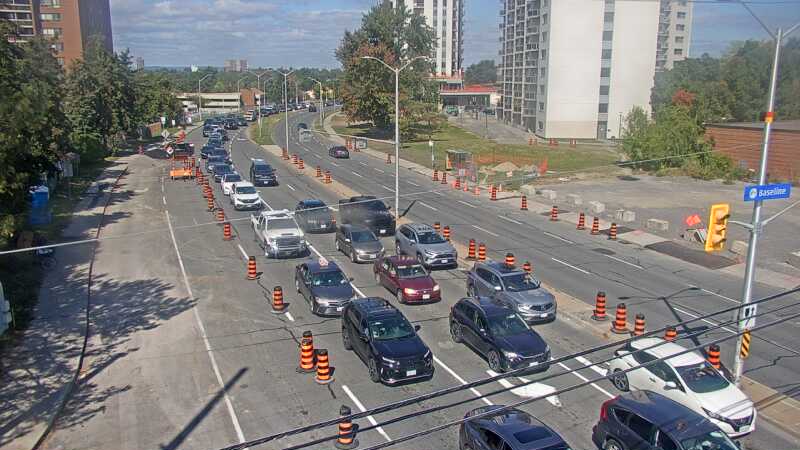 Traffic camera image at 2025-09-14 17:25:06