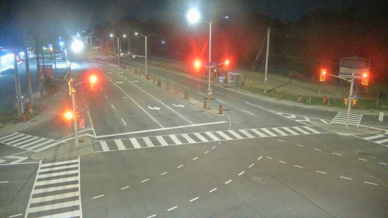 Traffic camera image at 2025-09-18 04:00:16