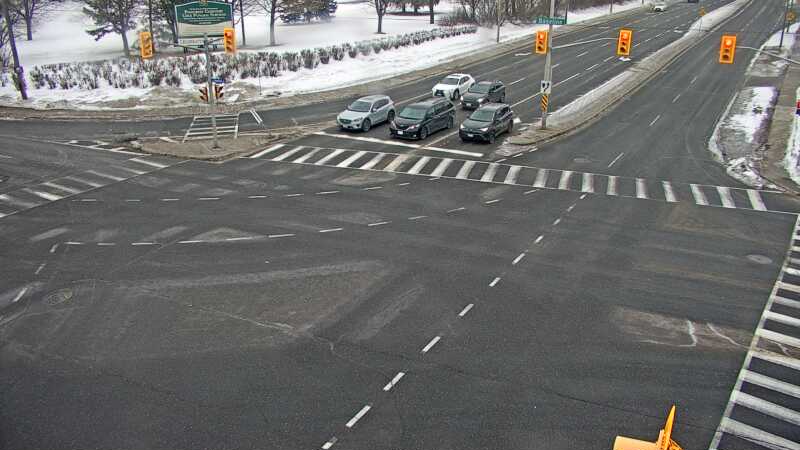 Traffic camera image at 2025-03-09 13:00:06