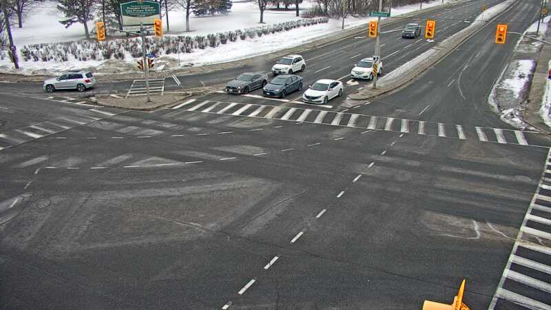 Traffic camera image at 2025-03-09 13:20:07