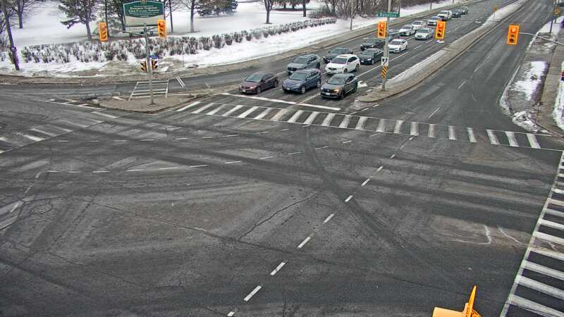 Traffic camera image at 2025-03-09 13:40:17