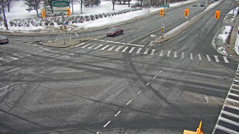 Traffic camera image at 2025-03-09 13:55:18