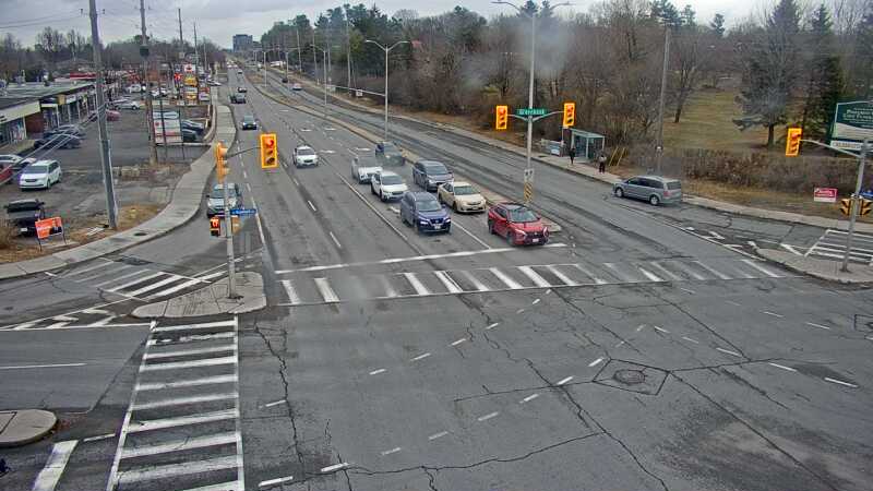 Traffic camera image at 2025-03-25 13:20:05