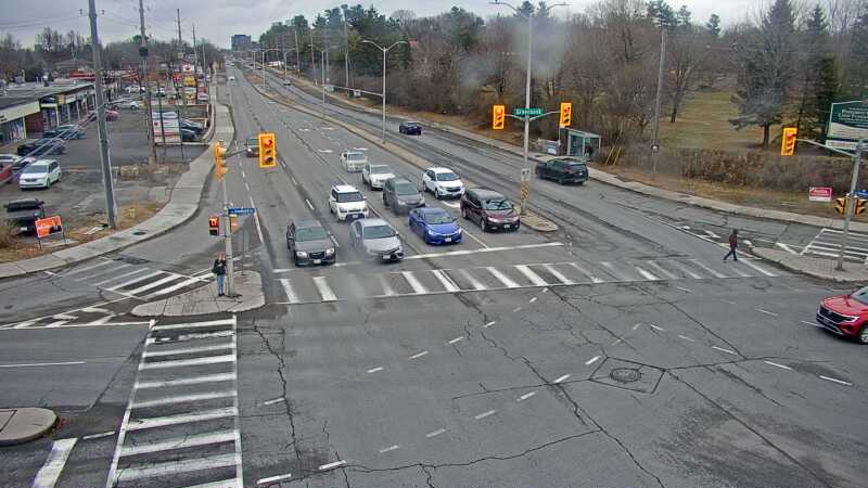 Traffic camera image at 2025-03-25 13:25:06