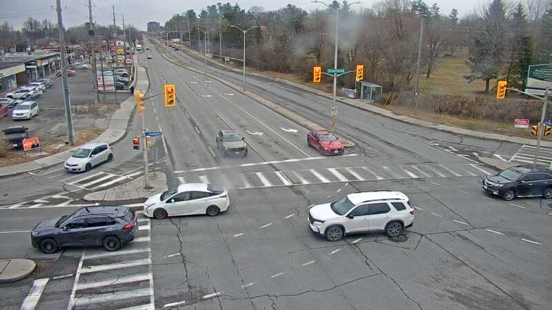 Traffic camera image at 2025-03-25 13:37:21