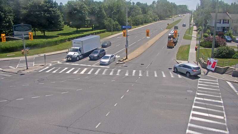 Traffic camera image at 2025-06-30 16:40:05