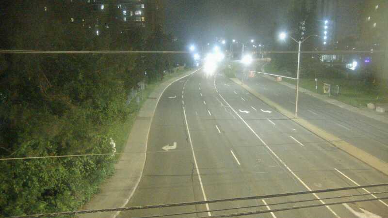Traffic camera image at 2025-07-07 02:51:44