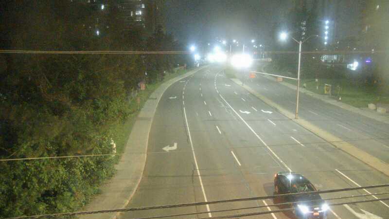 Traffic camera image at 2025-07-07 04:01:18