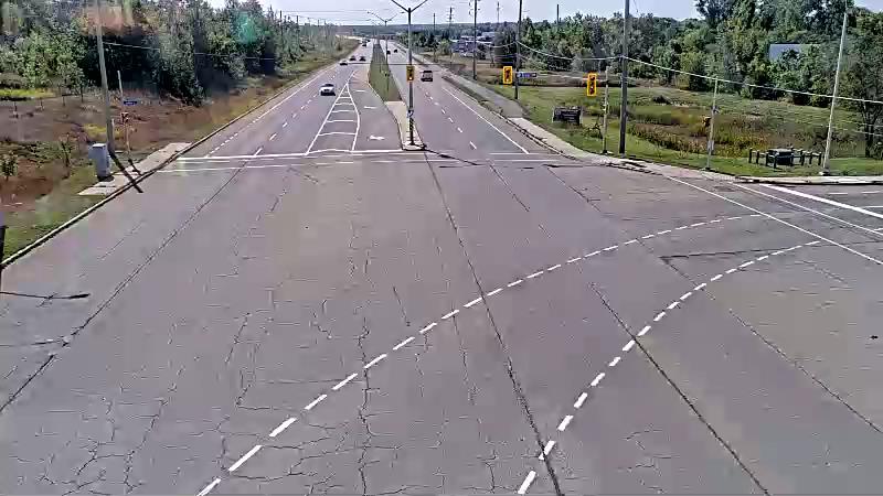 Traffic camera image at 2025-09-05 15:20:23