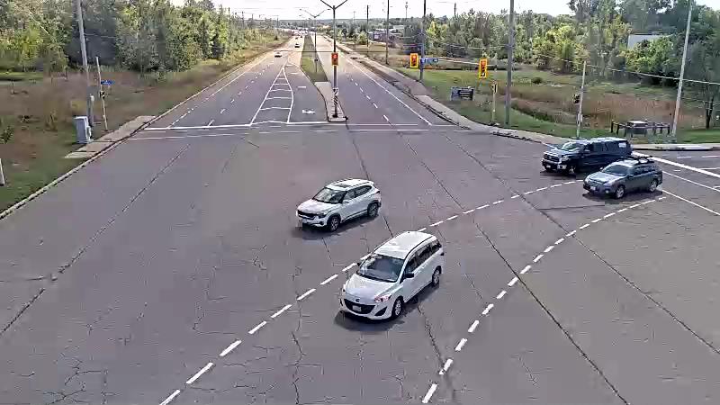 Traffic camera image at 2025-09-14 17:25:22