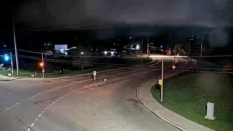 Traffic camera image at 2025-05-09 07:30:18