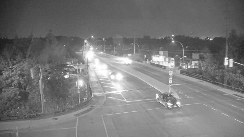 Traffic camera image at 2025-08-04 01:25:20