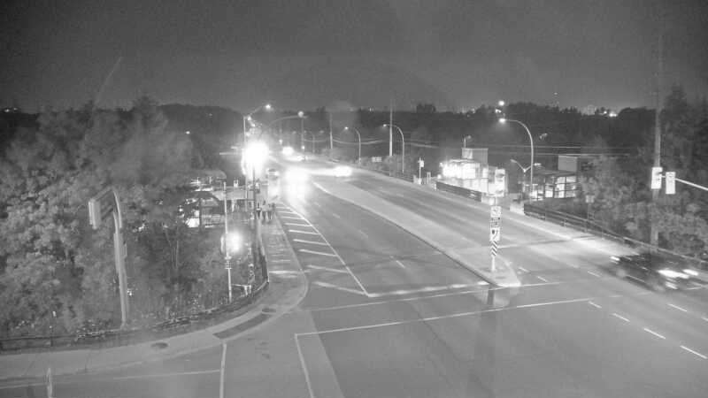 Traffic camera image at 2025-08-04 02:05:20