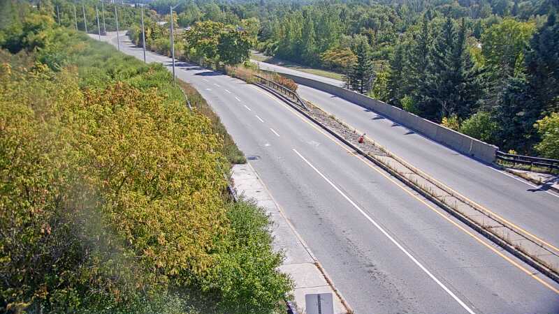 Traffic camera image at 2025-09-14 18:00:44