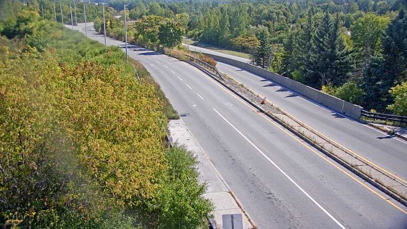 Traffic camera image at 2025-09-14 18:20:21